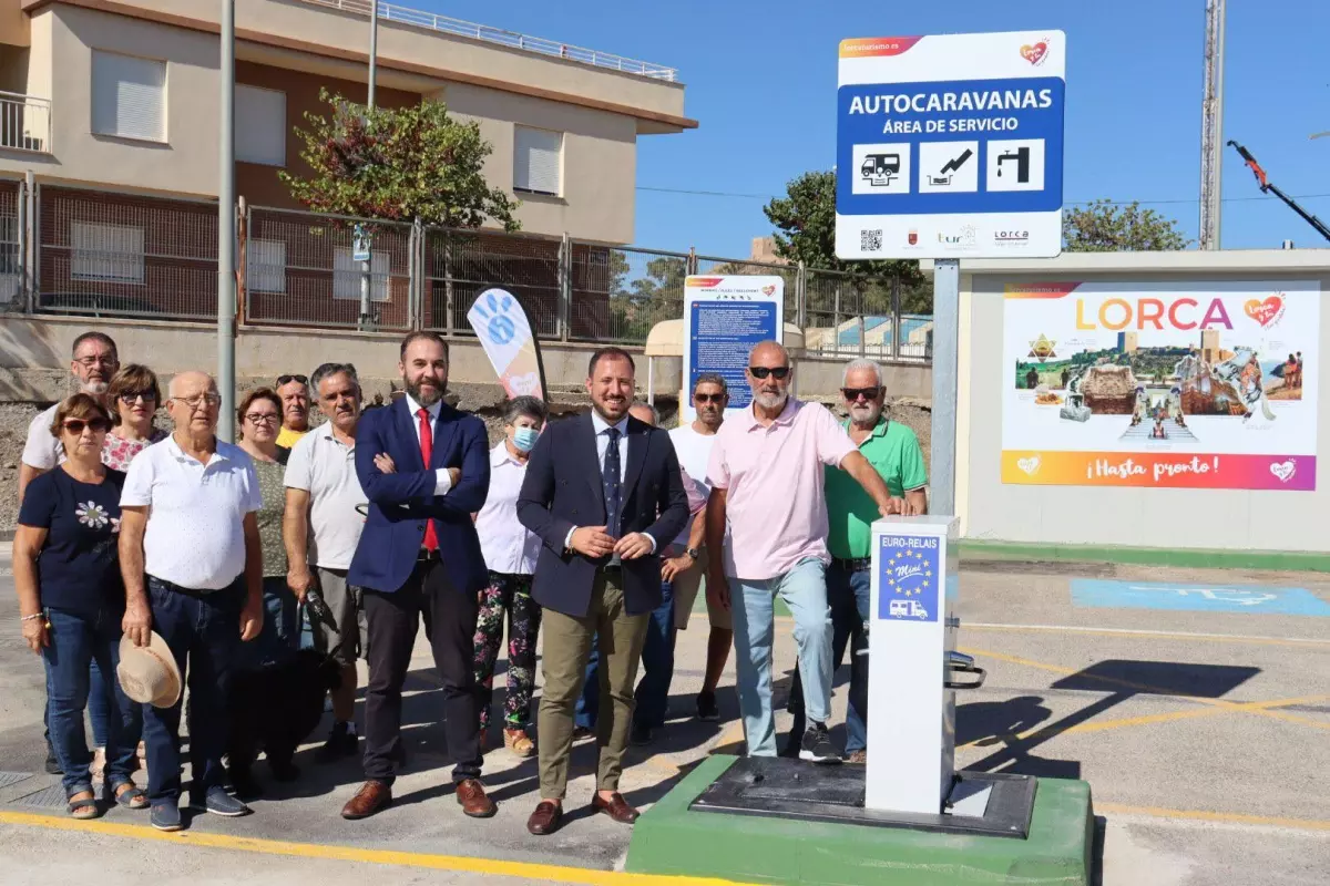 Lorca pone en funcionamiento su primera área de servicios y pernocta para autocaravanas y furgonetas camper