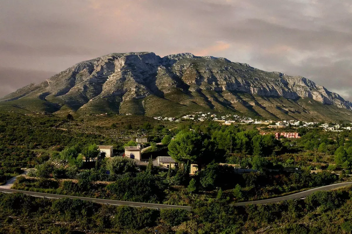 Aventura natural en tu autocaravana de alquiler: los Parques Naturales de Alicante